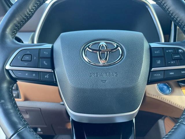 used 2022 Toyota Highlander Hybrid car, priced at $43,985