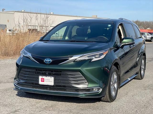 used 2022 Toyota Sienna car, priced at $51,687