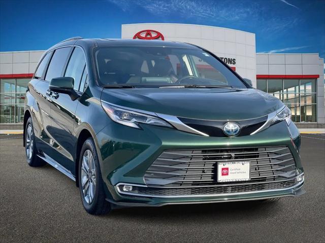 used 2022 Toyota Sienna car, priced at $51,687