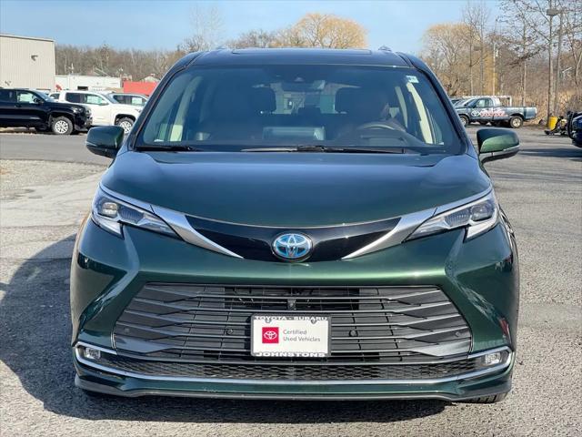 used 2022 Toyota Sienna car, priced at $51,687