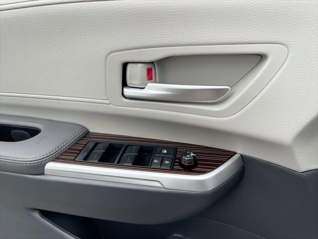 used 2024 Toyota Sienna car, priced at $47,050