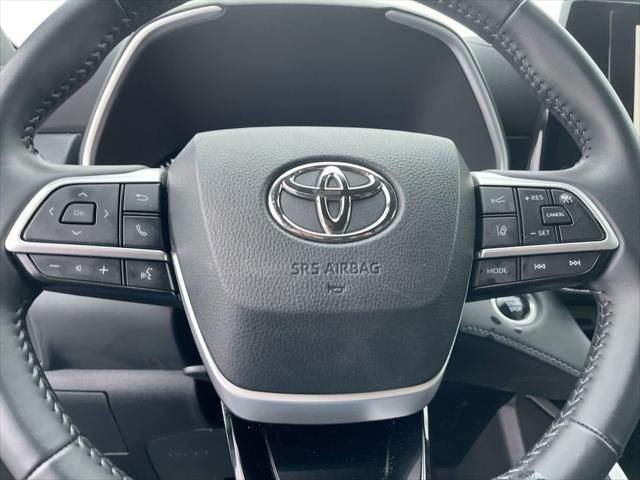 used 2024 Toyota Highlander car, priced at $43,685