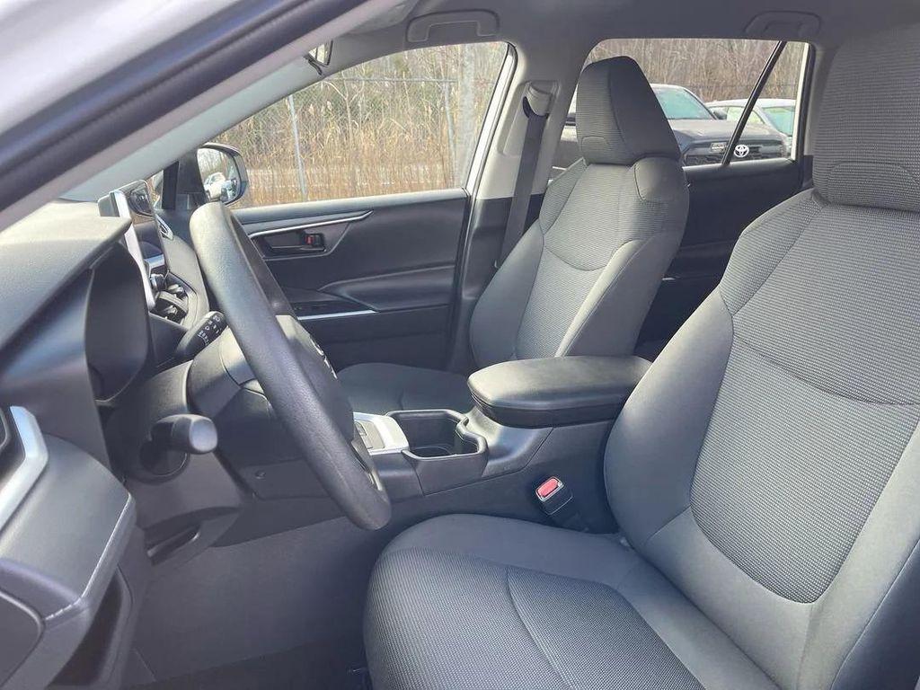 used 2025 Toyota RAV4 Hybrid car, priced at $33,595