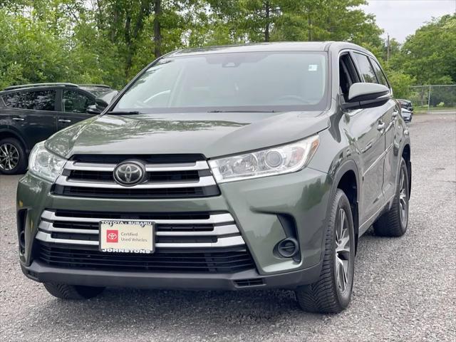 used 2018 Toyota Highlander car, priced at $20,897