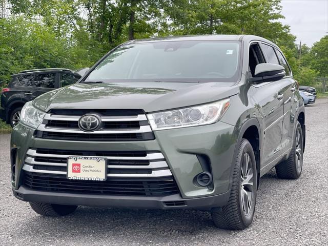used 2018 Toyota Highlander car, priced at $20,897