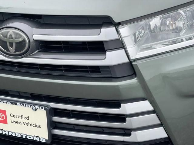 used 2018 Toyota Highlander car, priced at $20,897