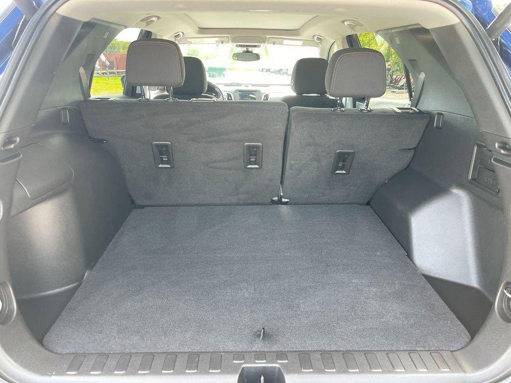 used 2022 Chevrolet Equinox car, priced at $19,467