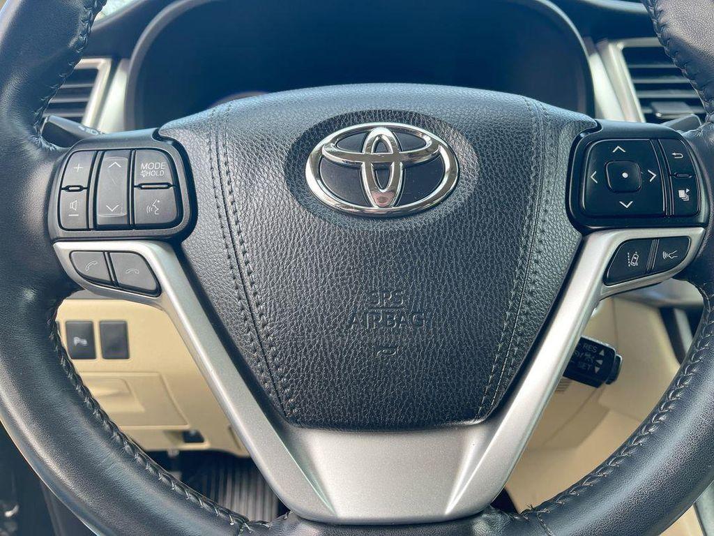 used 2019 Toyota Highlander car, priced at $25,485