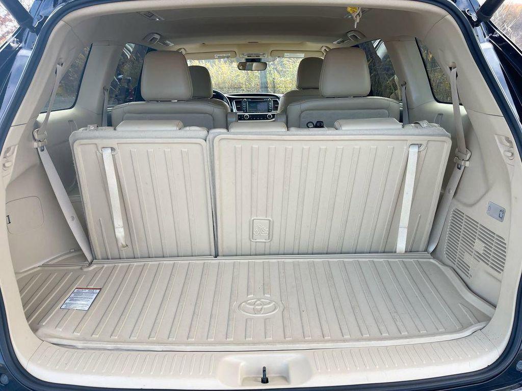 used 2019 Toyota Highlander car, priced at $25,485