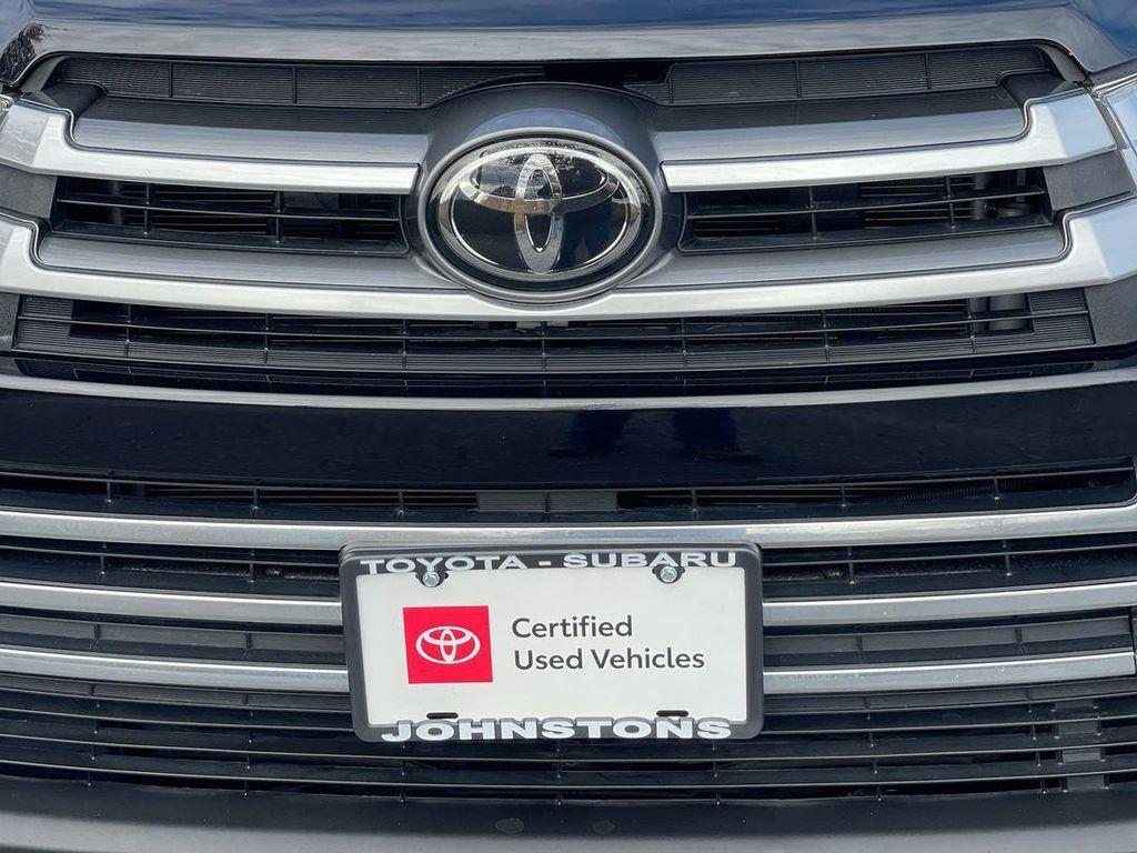 used 2019 Toyota Highlander car, priced at $25,485