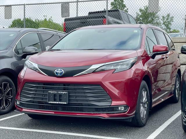 new 2025 Toyota Sienna car, priced at $50,115