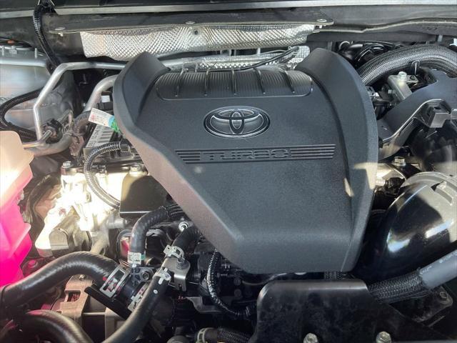 used 2025 Toyota Highlander car, priced at $45,985