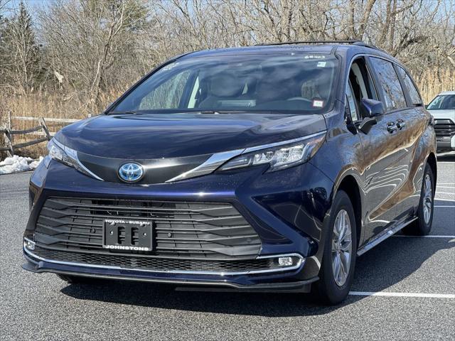 used 2023 Toyota Sienna car, priced at $56,584
