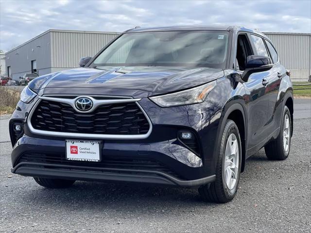 used 2023 Toyota Highlander car, priced at $37,785