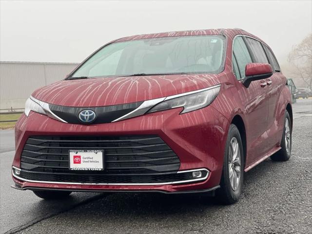 used 2022 Toyota Sienna car, priced at $43,987