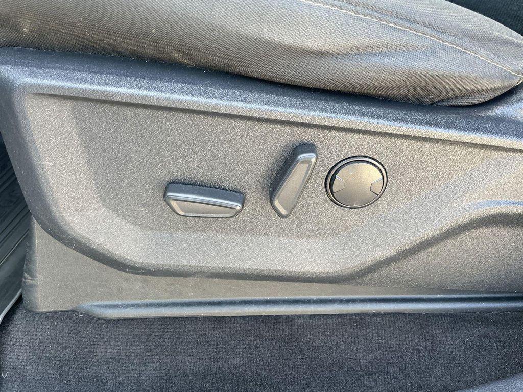 used 2022 Ford F-150 car, priced at $37,404