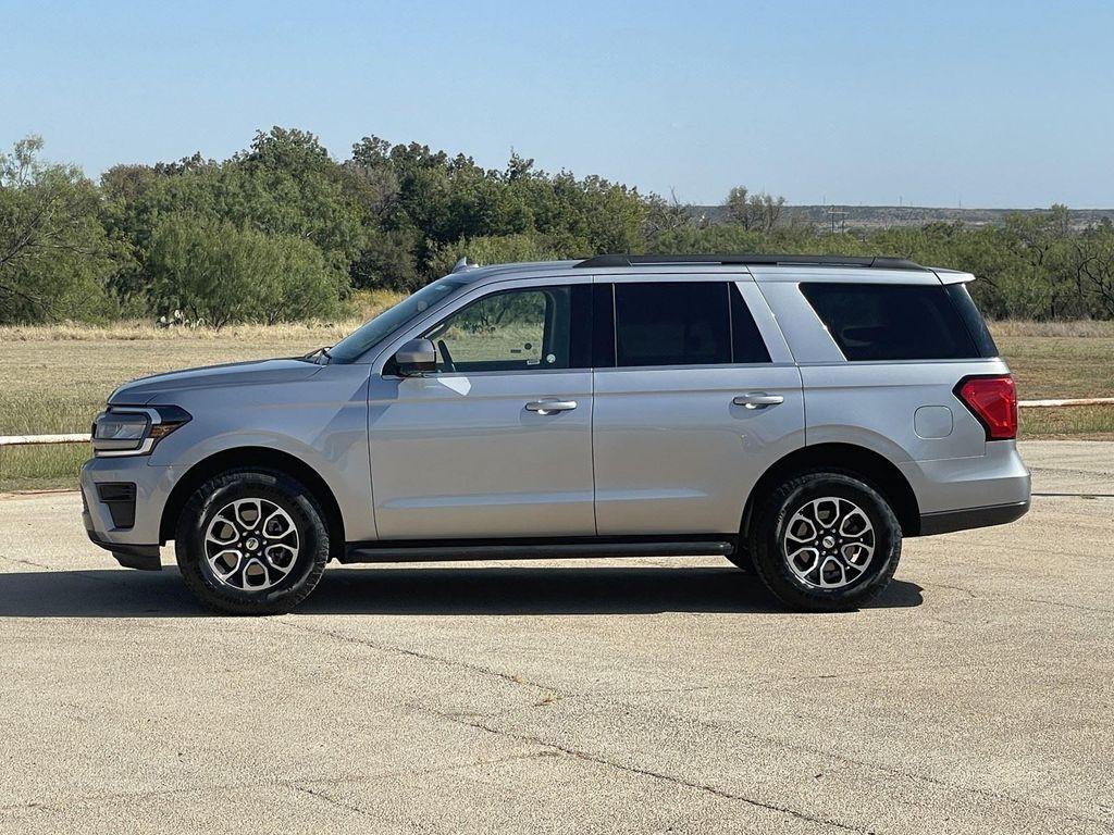 used 2024 Ford Expedition car, priced at $41,995