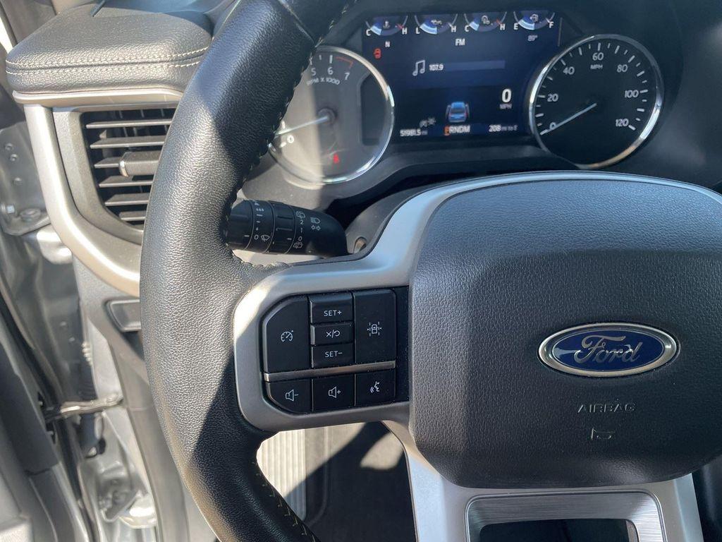 used 2024 Ford Expedition car, priced at $41,995