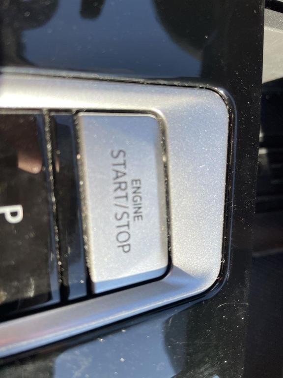 used 2025 Volkswagen Atlas car, priced at $33,314