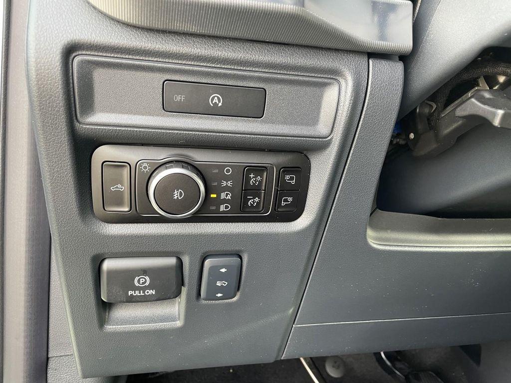 new 2025 Ford F-150 car, priced at $60,728