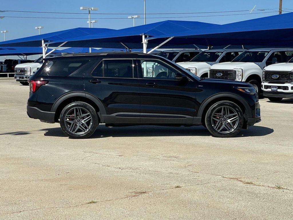 used 2025 Ford Explorer car, priced at $41,950