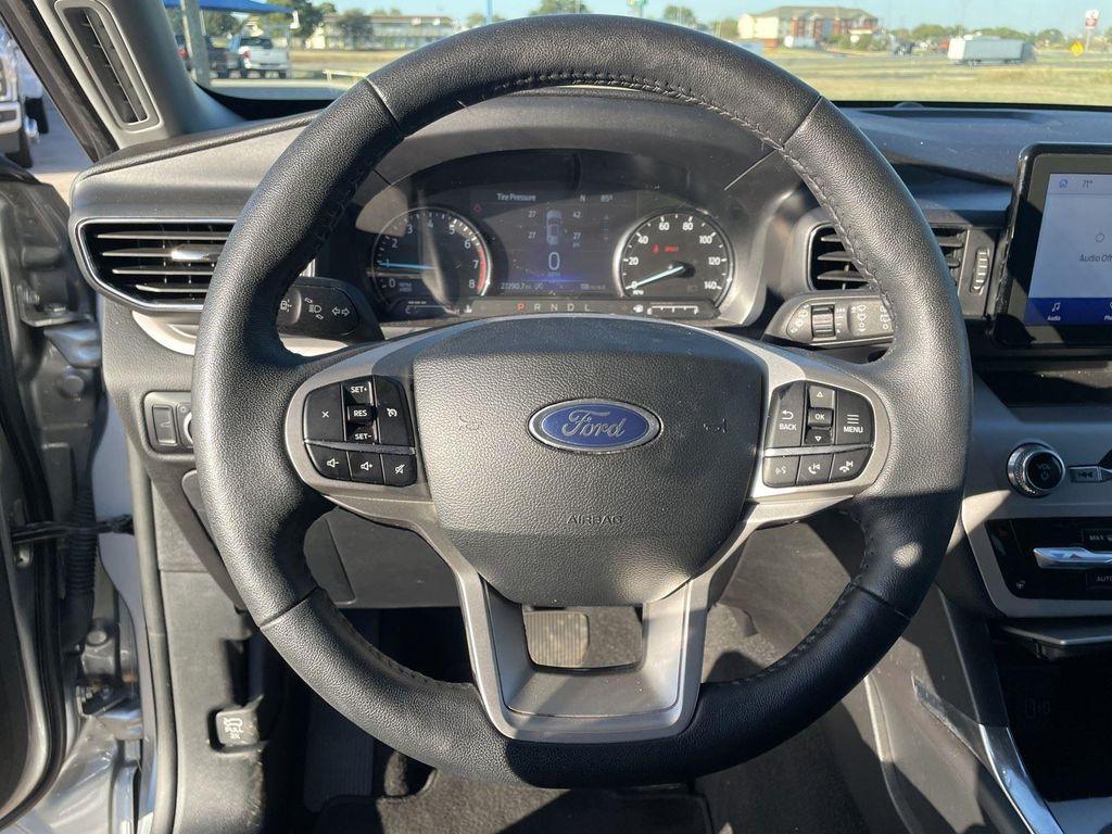 used 2024 Ford Explorer car, priced at $29,997
