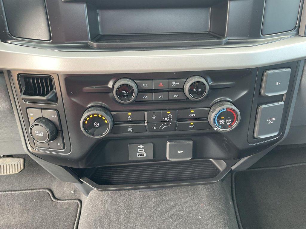 new 2025 Ford F-350 car, priced at $55,629