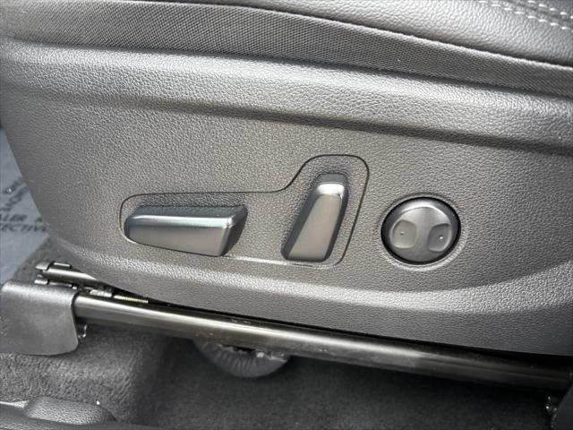 used 2023 Hyundai Santa Fe car, priced at $27,250