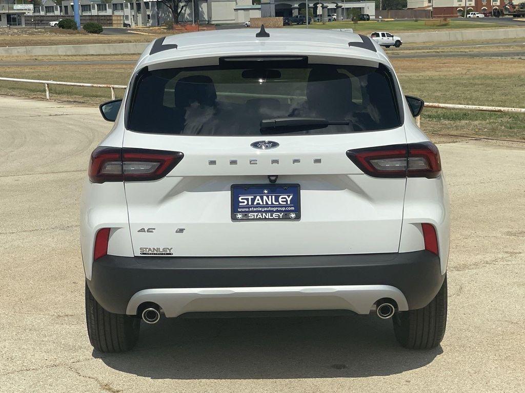 new 2025 Ford Escape car, priced at $30,076