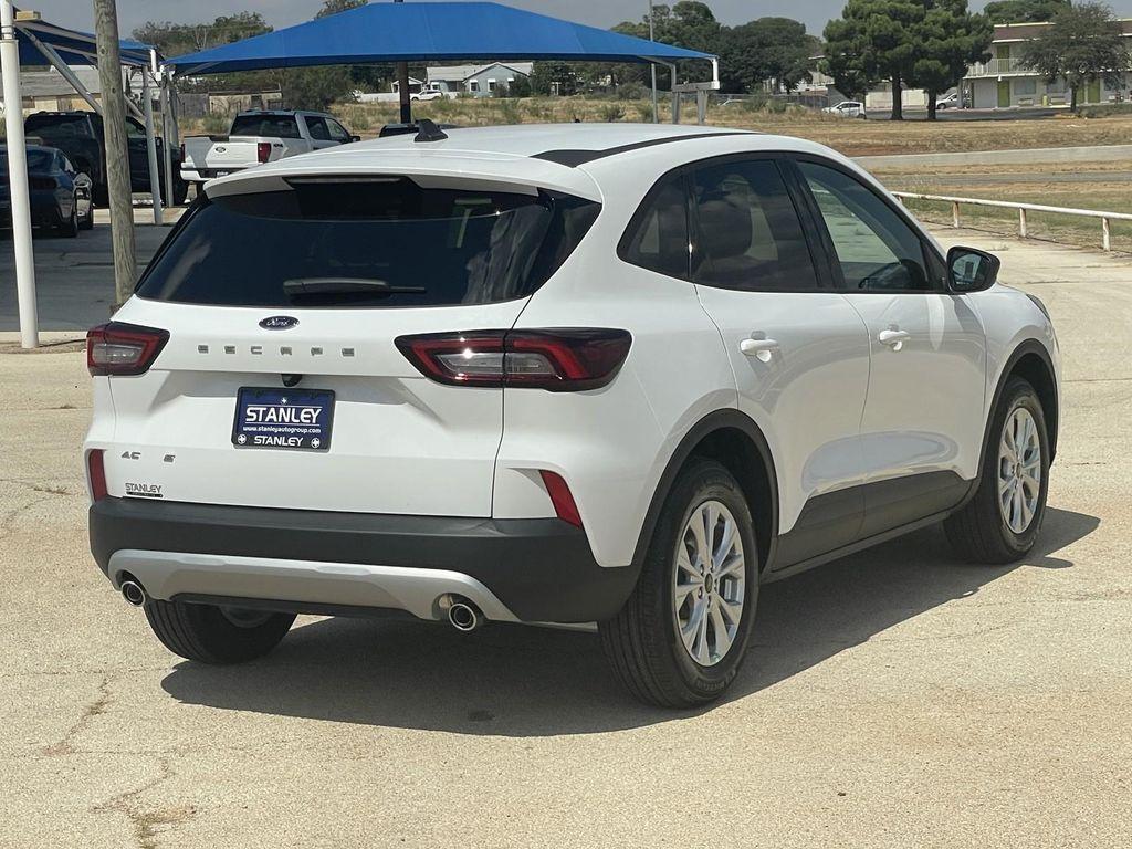 new 2025 Ford Escape car, priced at $31,850
