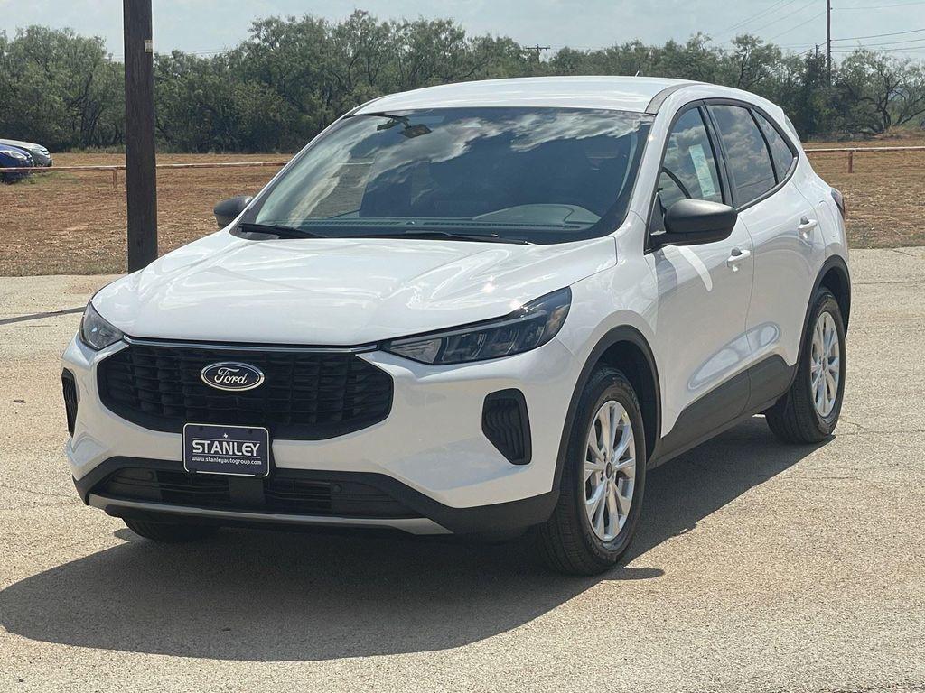 new 2025 Ford Escape car, priced at $30,076