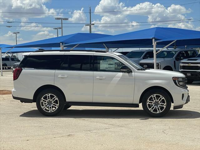 new 2025 Ford Expedition car, priced at $72,725