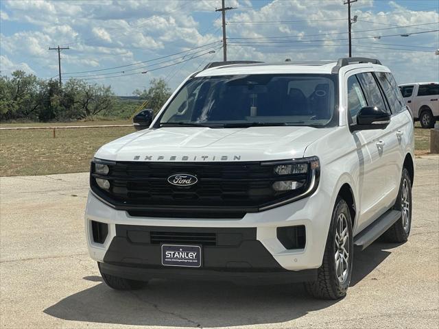 new 2025 Ford Expedition car, priced at $72,725