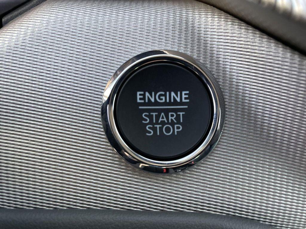 new 2025 Ford Explorer car, priced at $42,652