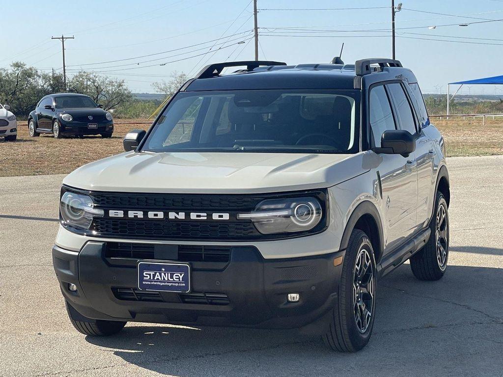 new 2025 Ford Bronco Sport car, priced at $39,213
