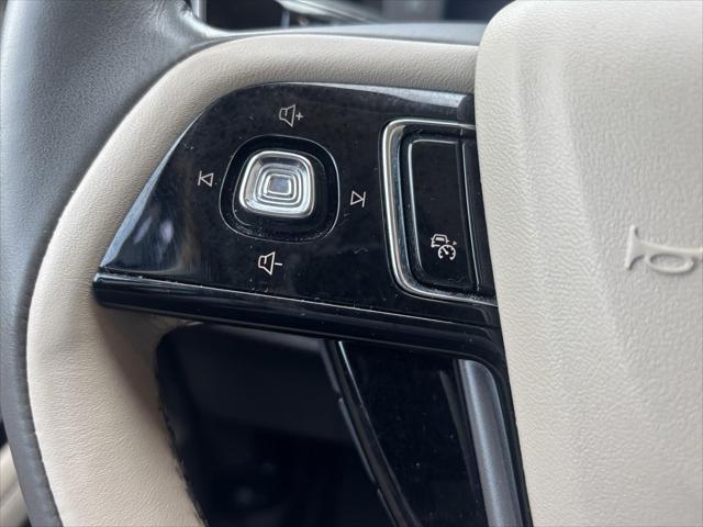 used 2023 Lincoln Corsair car, priced at $35,995