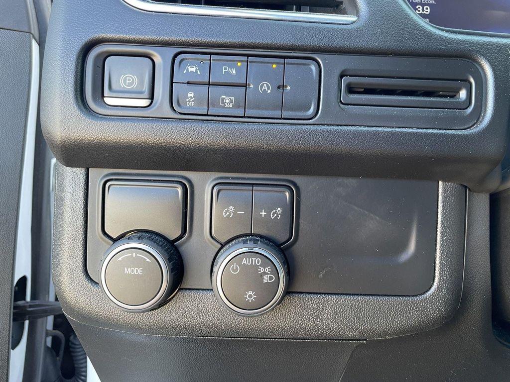 used 2023 Chevrolet Tahoe car, priced at $46,659