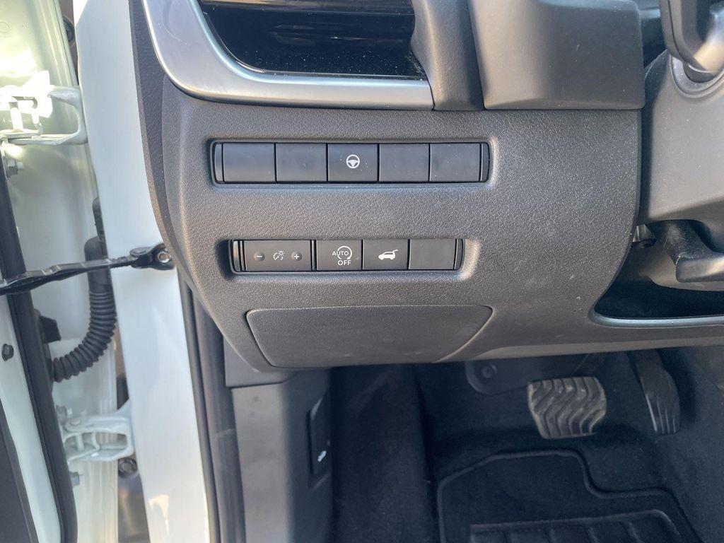 used 2024 Nissan Rogue car, priced at $28,616