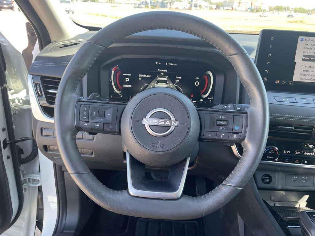 used 2024 Nissan Rogue car, priced at $28,616