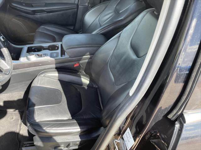 used 2022 Ford Edge car, priced at $22,995