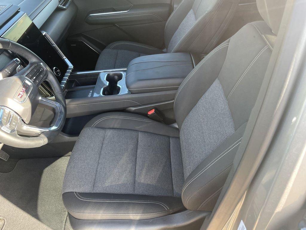 used 2025 GMC Acadia car, priced at $35,234