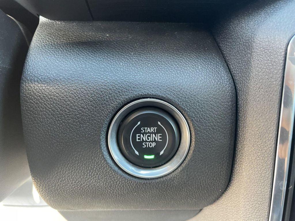 used 2025 GMC Acadia car, priced at $35,234