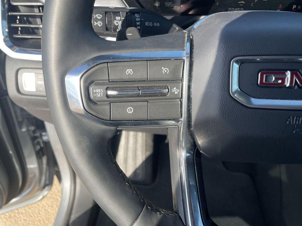 used 2025 GMC Acadia car, priced at $35,234