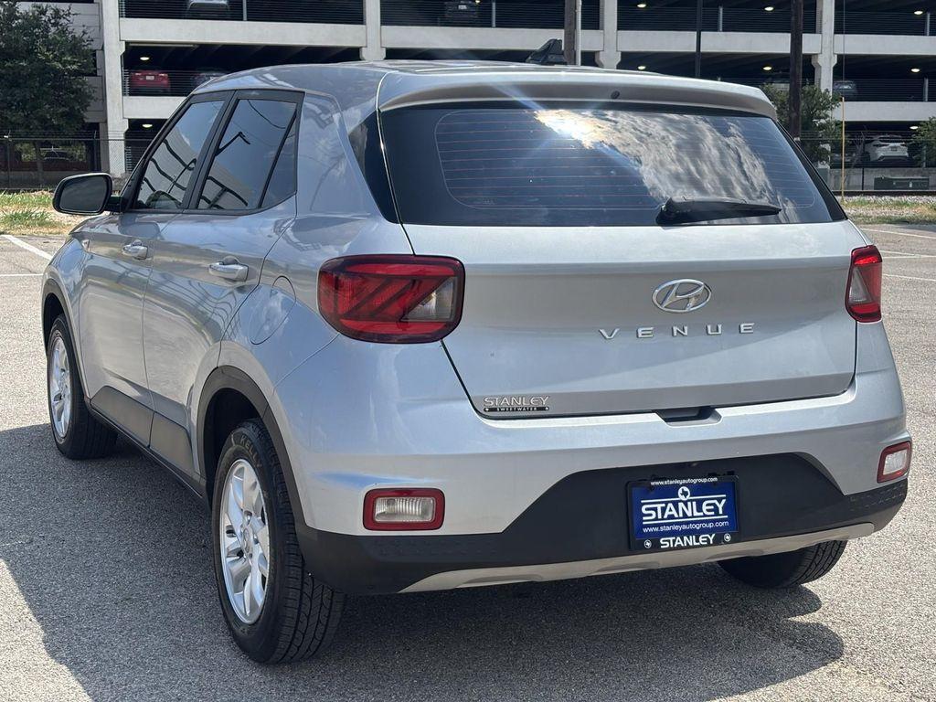 used 2021 Hyundai Venue car, priced at $14,995