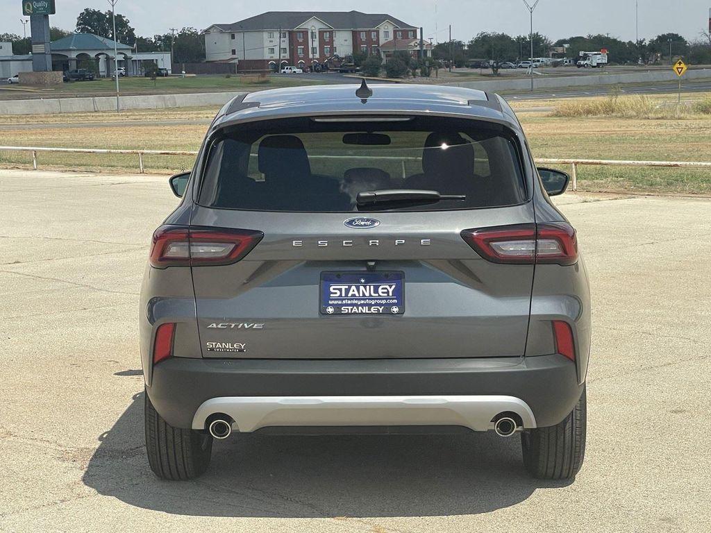 new 2025 Ford Escape car, priced at $29,621