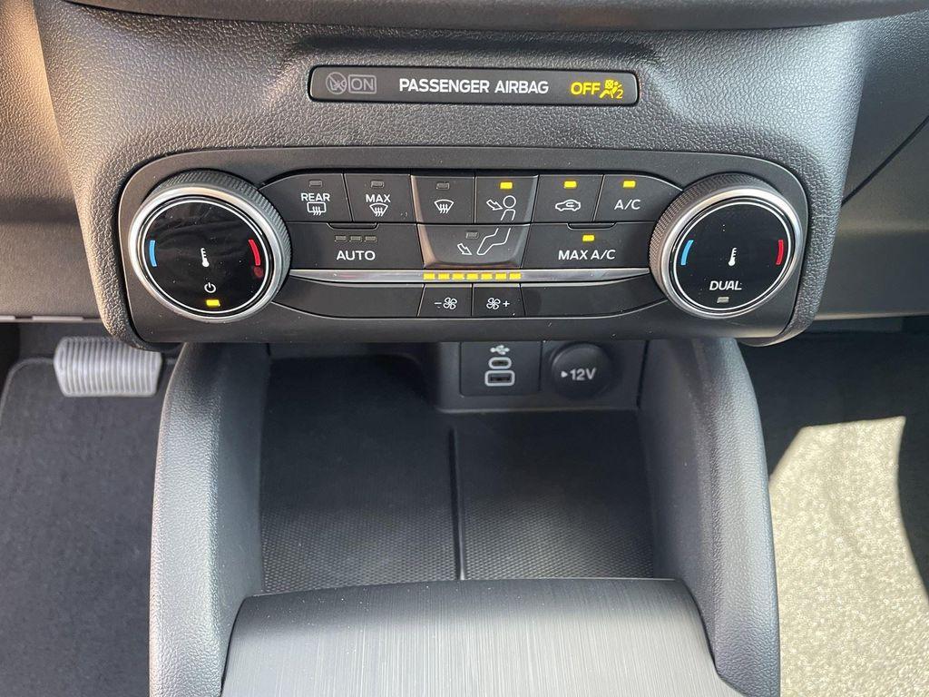 new 2025 Ford Escape car, priced at $29,621