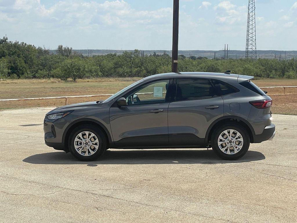 new 2025 Ford Escape car, priced at $29,621