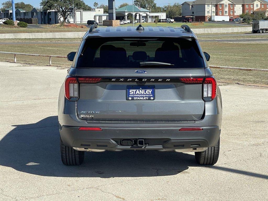 new 2026 Ford Explorer car, priced at $40,285