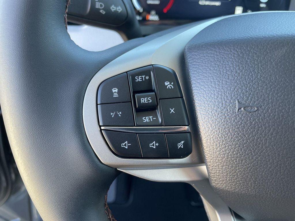 new 2026 Ford Explorer car, priced at $40,285