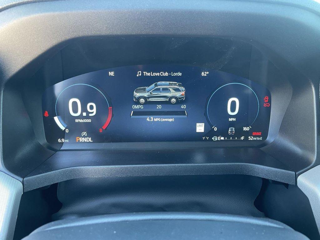 new 2026 Ford Explorer car, priced at $40,285